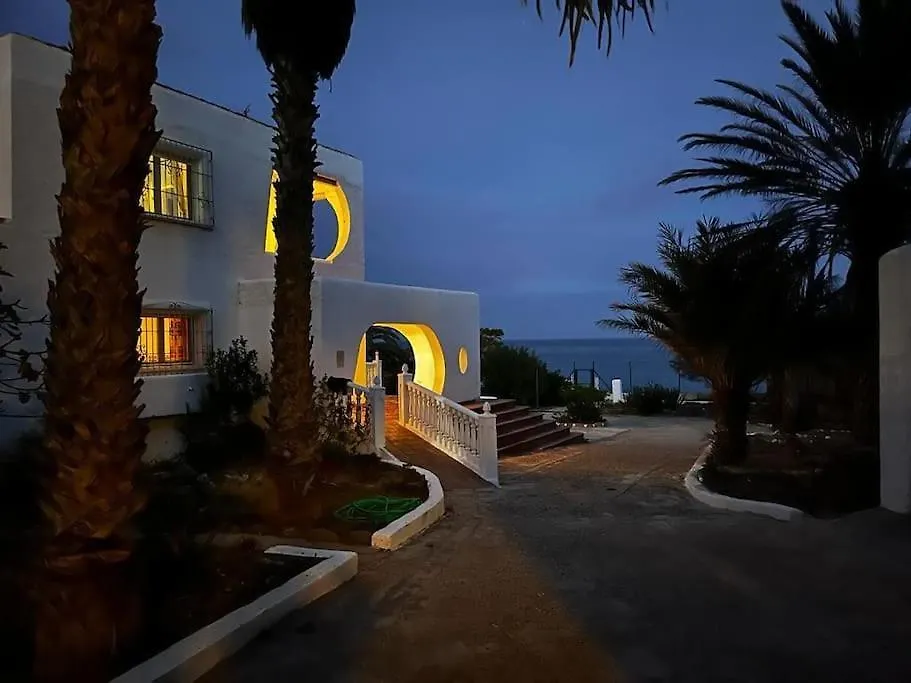 Villa Los Pies En Agua - A Beachfront Refuge Carboneras
